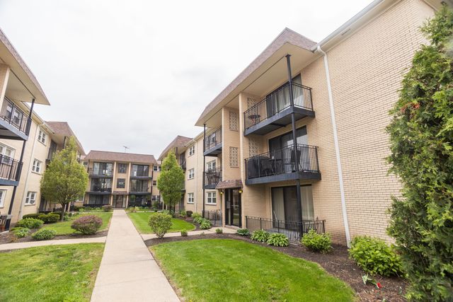 6561 N Harlem Avenue 3E, Chicago, IL 60631