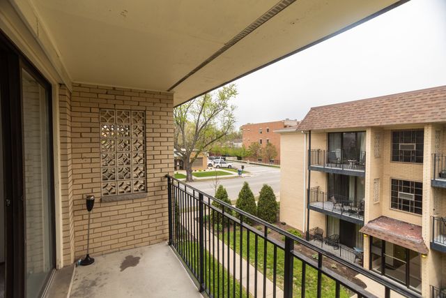 6561 N Harlem Avenue 3E, Chicago, IL 60631