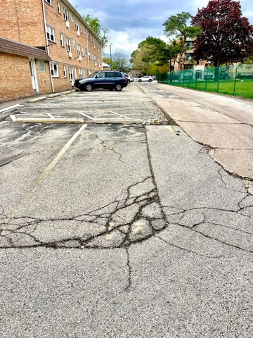 6561 N Harlem Avenue 3E, Chicago, IL 60631
