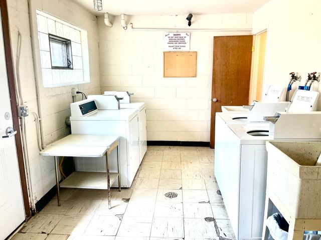 6561 N Harlem Avenue 3E, Chicago, IL 60631