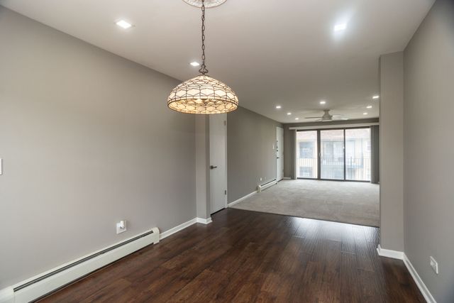 6561 N Harlem Avenue 3E, Chicago, IL 60631