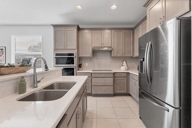 123 OKEEFFE CIRCLE, Bradenton, FL 34212