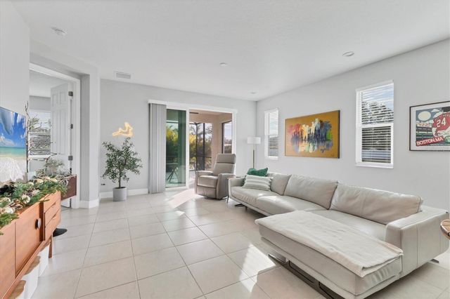 123 OKEEFFE CIRCLE, Bradenton, FL 34212