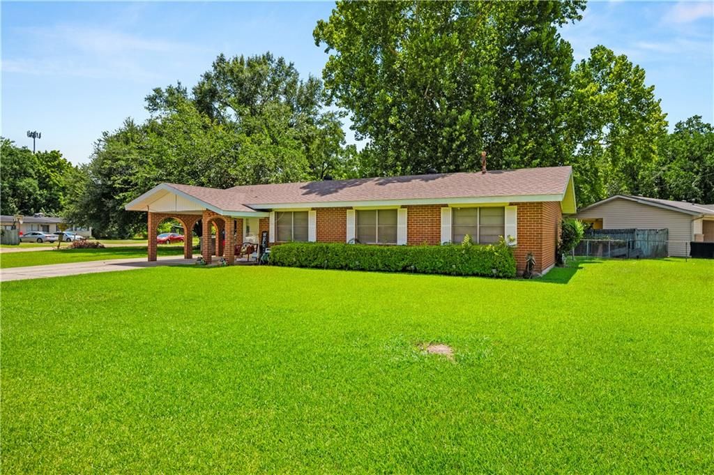 5227 SARAH Street, Alexandria, LA 71303