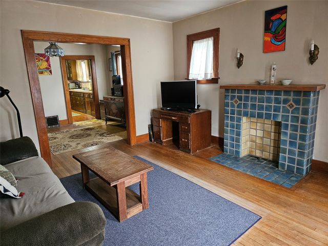 953 E 33RD Street, Erie, PA 16504