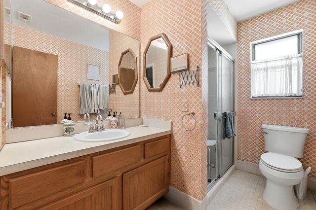 1127 E Seminole Avenue 9c, Jupiter, FL 33477