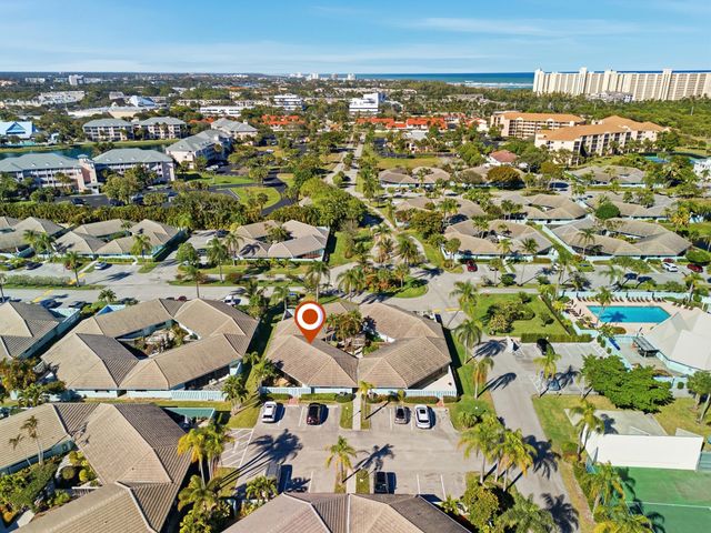 1127 E Seminole Avenue 9c, Jupiter, FL 33477