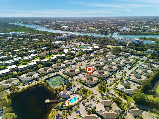 1127 E Seminole Avenue 9c, Jupiter, FL 33477