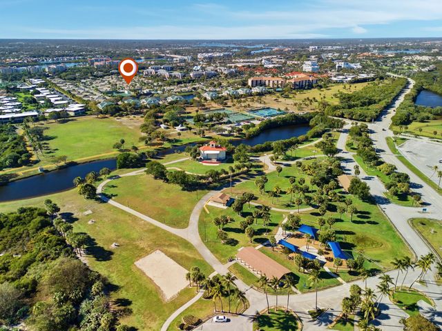 1127 E Seminole Avenue 9c, Jupiter, FL 33477