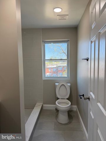 212 W RIVERVIEW RD, Baltimore, MD 21225