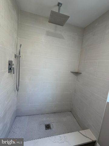 212 W RIVERVIEW RD, Baltimore, MD 21225