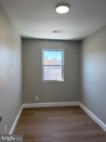 212 W RIVERVIEW RD, Baltimore, MD 21225