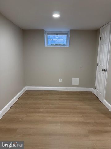 212 W RIVERVIEW RD, Baltimore, MD 21225