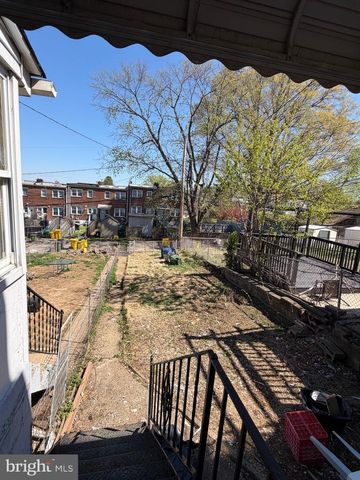 212 W RIVERVIEW RD, Baltimore, MD 21225