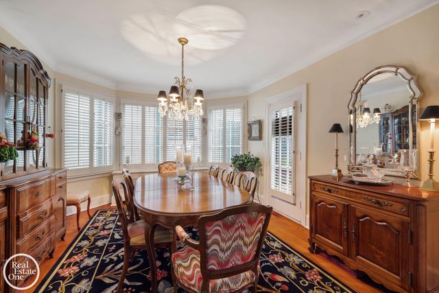 467 University Place, Grosse Pointe, MI 48230