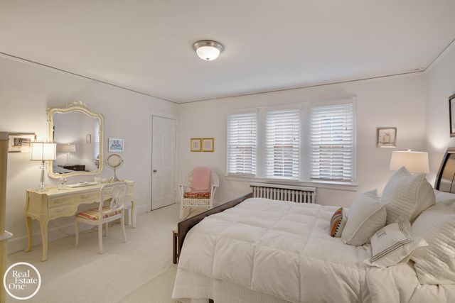 467 University Place, Grosse Pointe, MI 48230