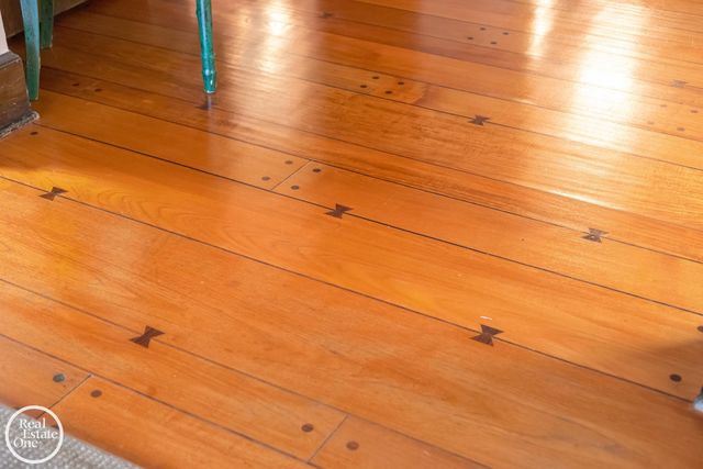 467 University Place, Grosse Pointe, MI 48230