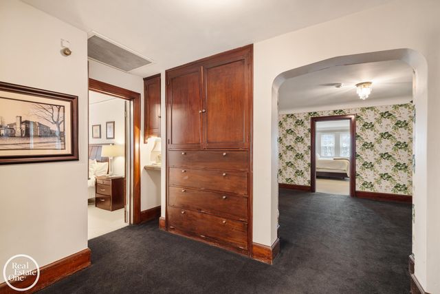 467 University Place, Grosse Pointe, MI 48230