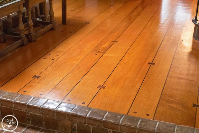 467 University Place, Grosse Pointe, MI 48230