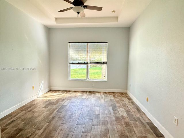 3910 NE 10th Dr, Homestead, FL 33033