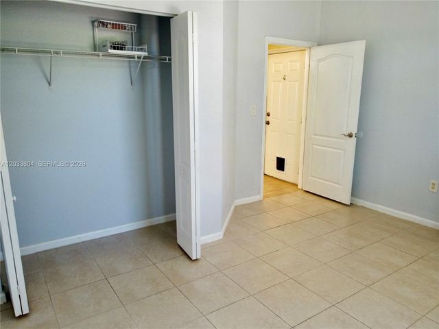 3910 NE 10th Dr, Homestead, FL 33033