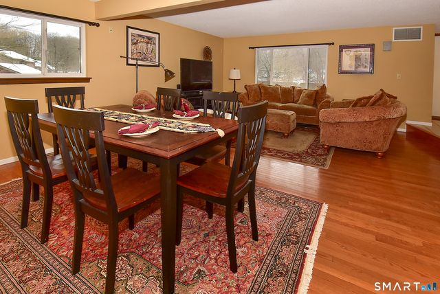 49 Cliffside Drive B, Manchester, CT 06042