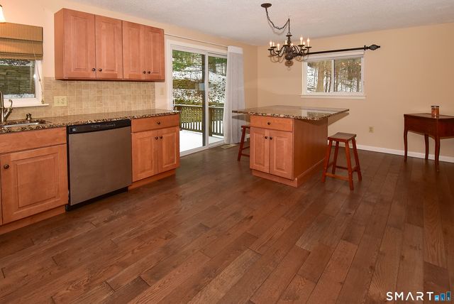 49 Cliffside Drive B, Manchester, CT 06042