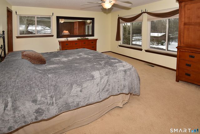 49 Cliffside Drive B, Manchester, CT 06042