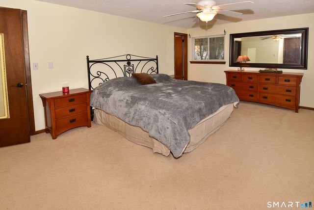 49 Cliffside Drive B, Manchester, CT 06042