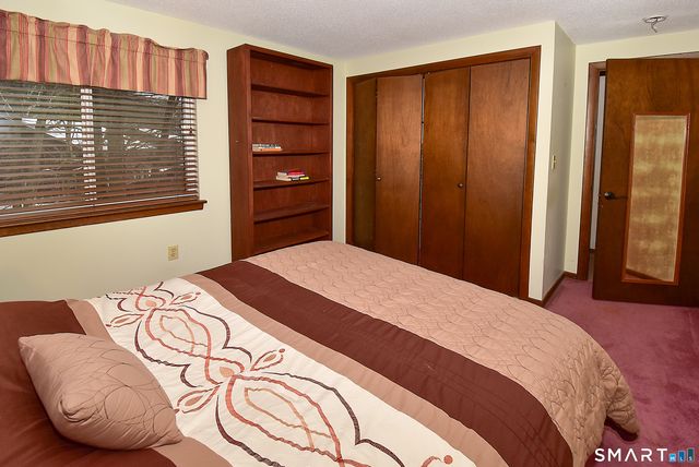 49 Cliffside Drive B, Manchester, CT 06042