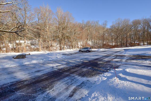 49 Cliffside Drive B, Manchester, CT 06042