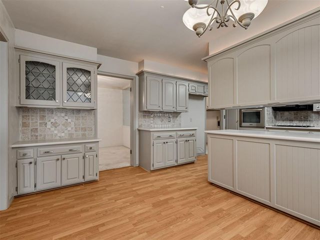 2513 S Berry Road, Norman, OK 73072