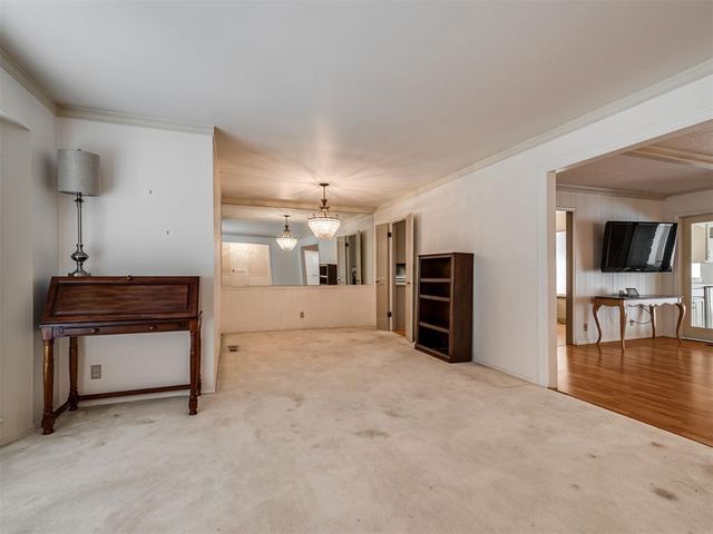 2513 S Berry Road, Norman, OK 73072