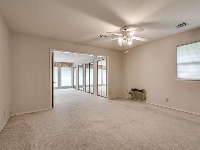 2513 S Berry Road, Norman, OK 73072