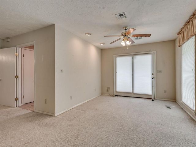 2513 S Berry Road, Norman, OK 73072