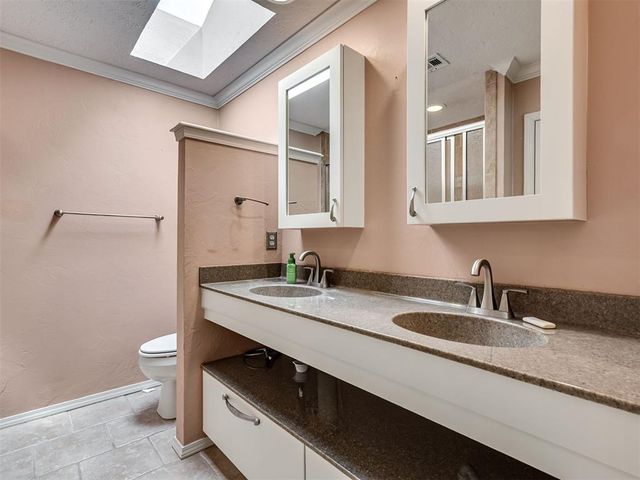 2513 S Berry Road, Norman, OK 73072