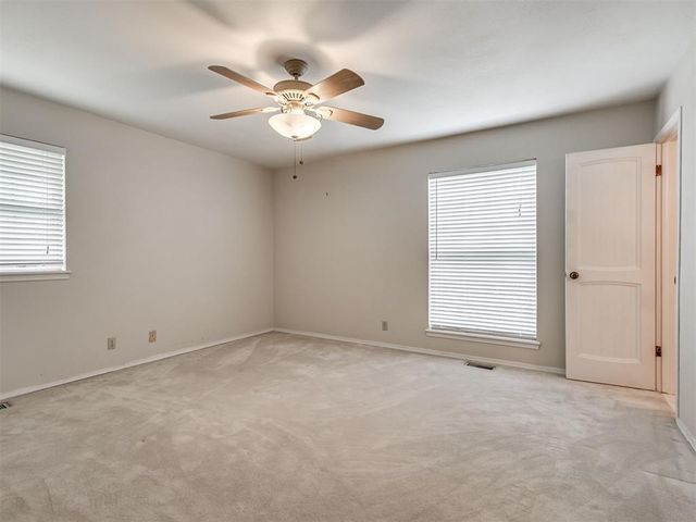 2513 S Berry Road, Norman, OK 73072