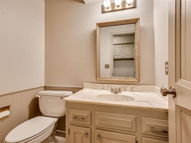 2513 S Berry Road, Norman, OK 73072