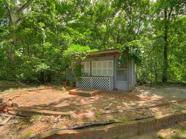 2513 S Berry Road, Norman, OK 73072
