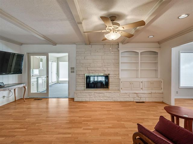 2513 S Berry Road, Norman, OK 73072