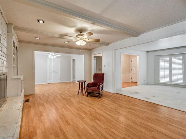 2513 S Berry Road, Norman, OK 73072