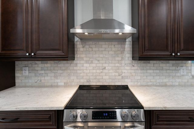 165 LESLIE LANE, Lake Mary, FL 32746