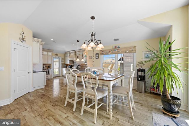 23 E 42ND ST, Long Beach Township, NJ 08008