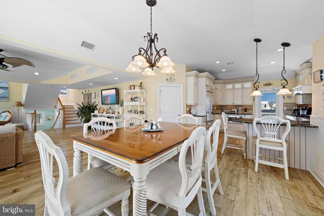 23 E 42ND ST, Long Beach Township, NJ 08008