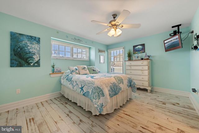 23 E 42ND ST, Long Beach Township, NJ 08008