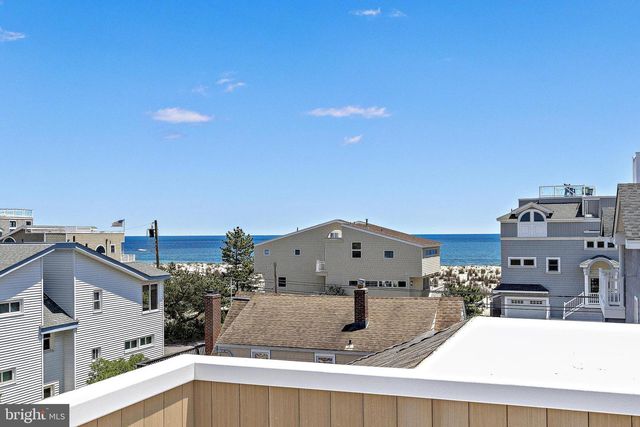 23 E 42ND ST, Long Beach Township, NJ 08008