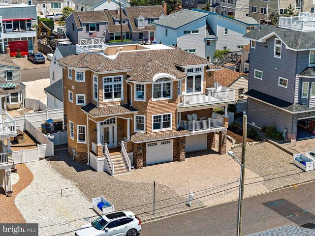 23 E 42ND ST, Long Beach Township, NJ 08008