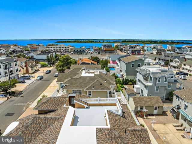 23 E 42ND ST, Long Beach Township, NJ 08008