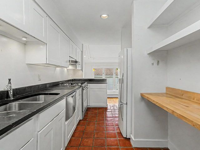 545 S Prospect St Unit 30, Burlington, VT 05401
