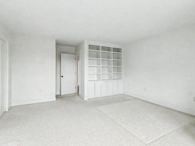 545 S Prospect St Unit 30, Burlington, VT 05401